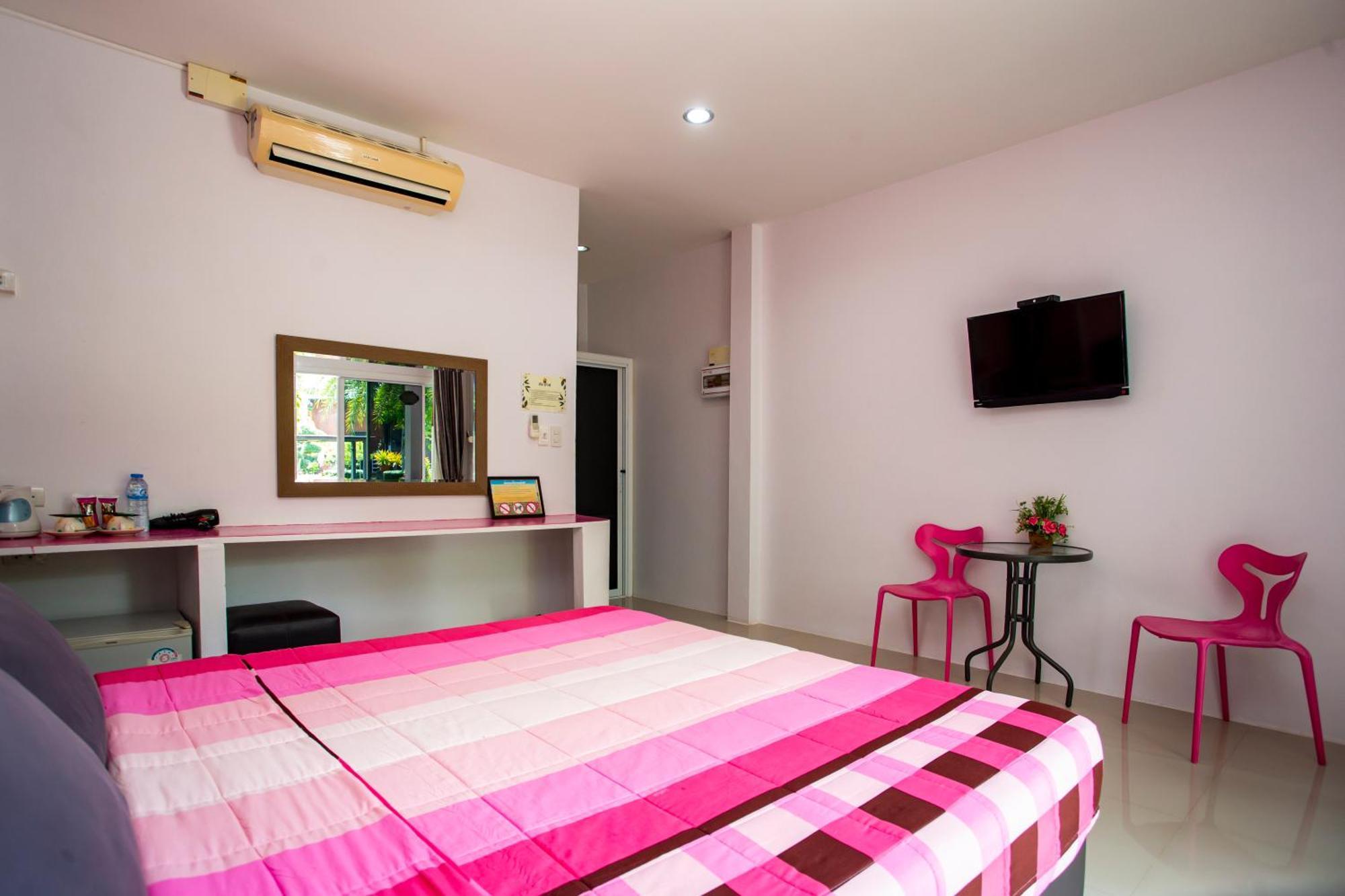 Baan Suan Mee Tang Hotel Чантабури Стая снимка