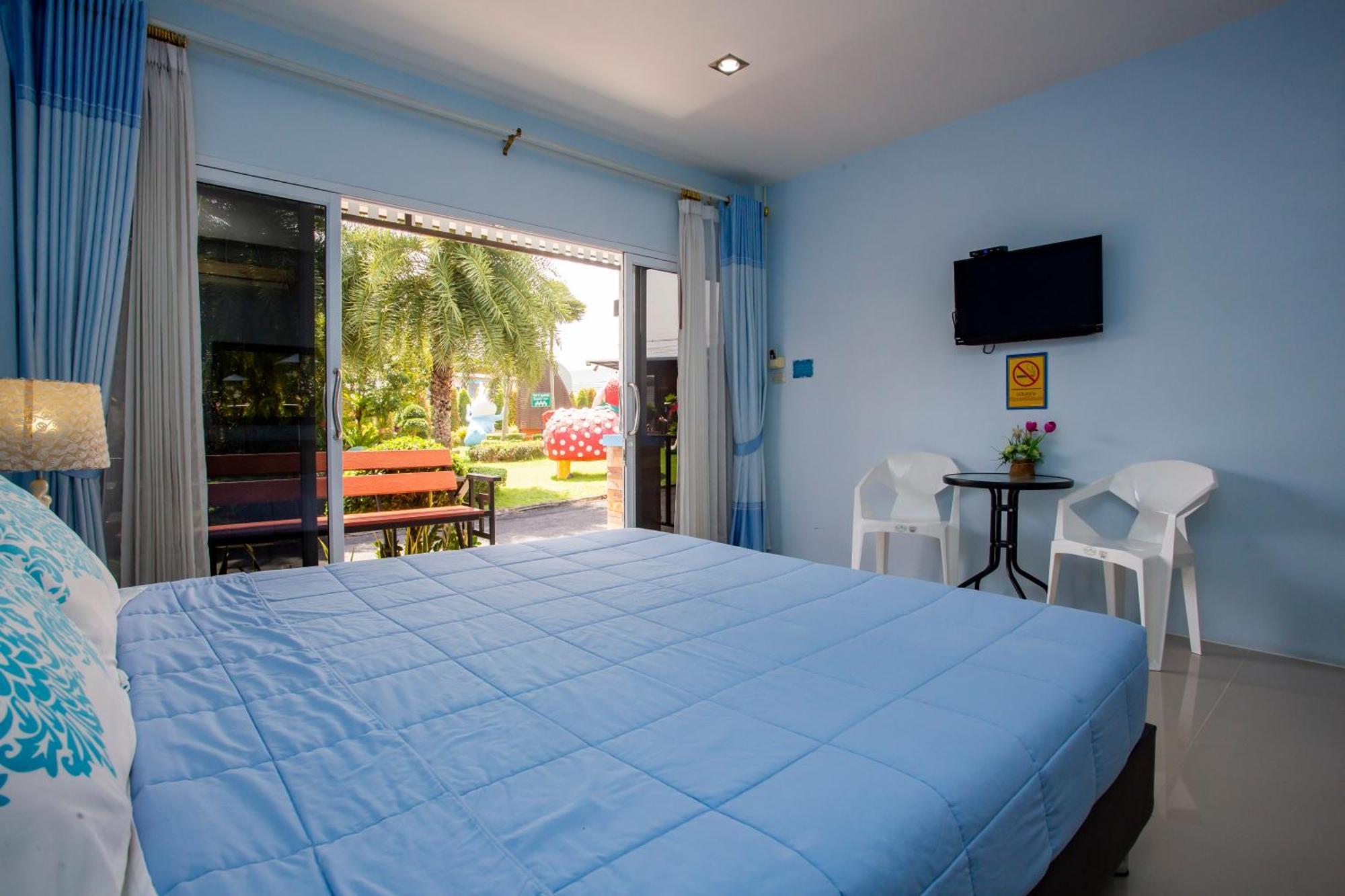 Baan Suan Mee Tang Hotel Чантабури Стая снимка