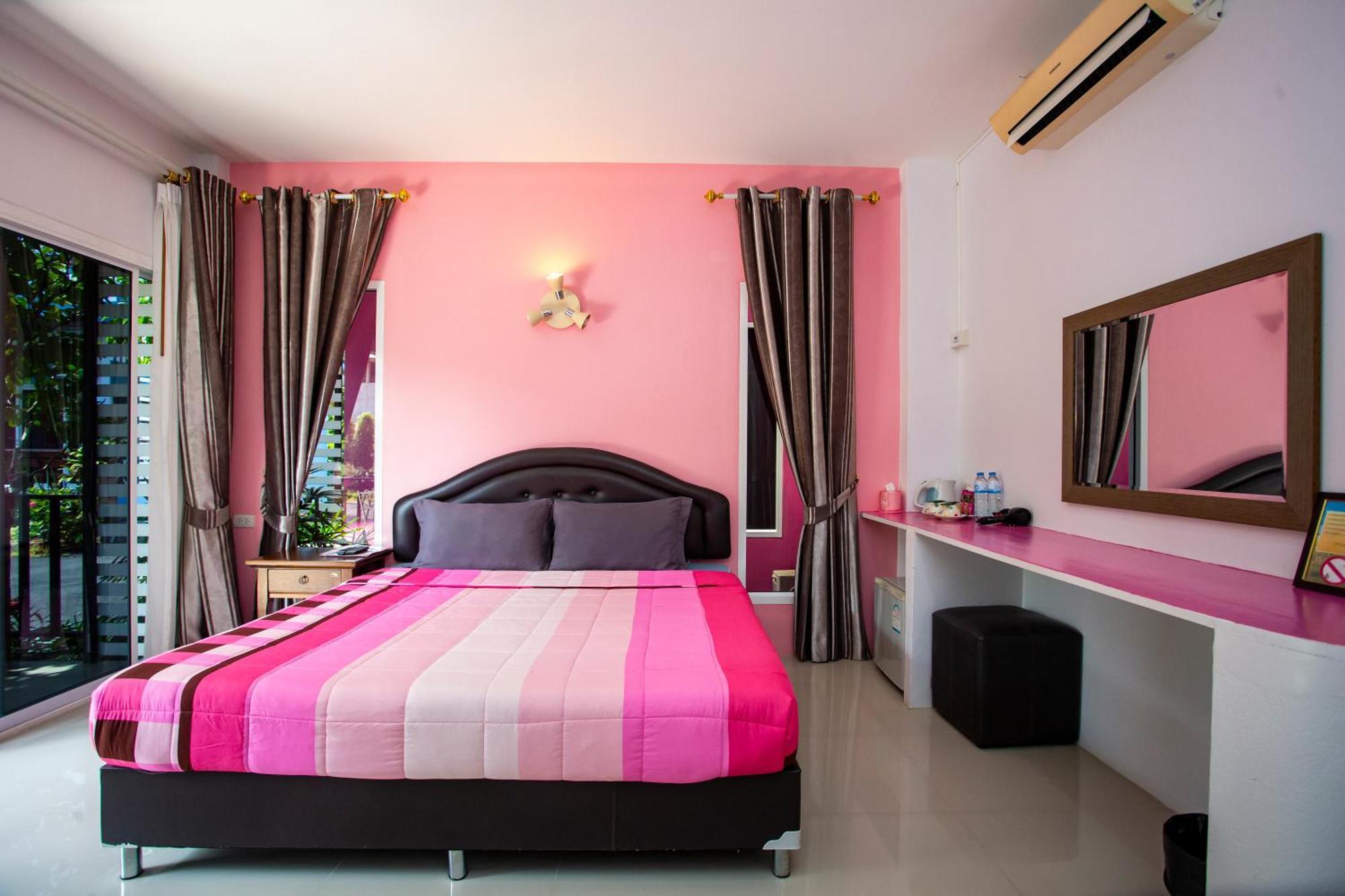 Baan Suan Mee Tang Hotel Чантабури Стая снимка
