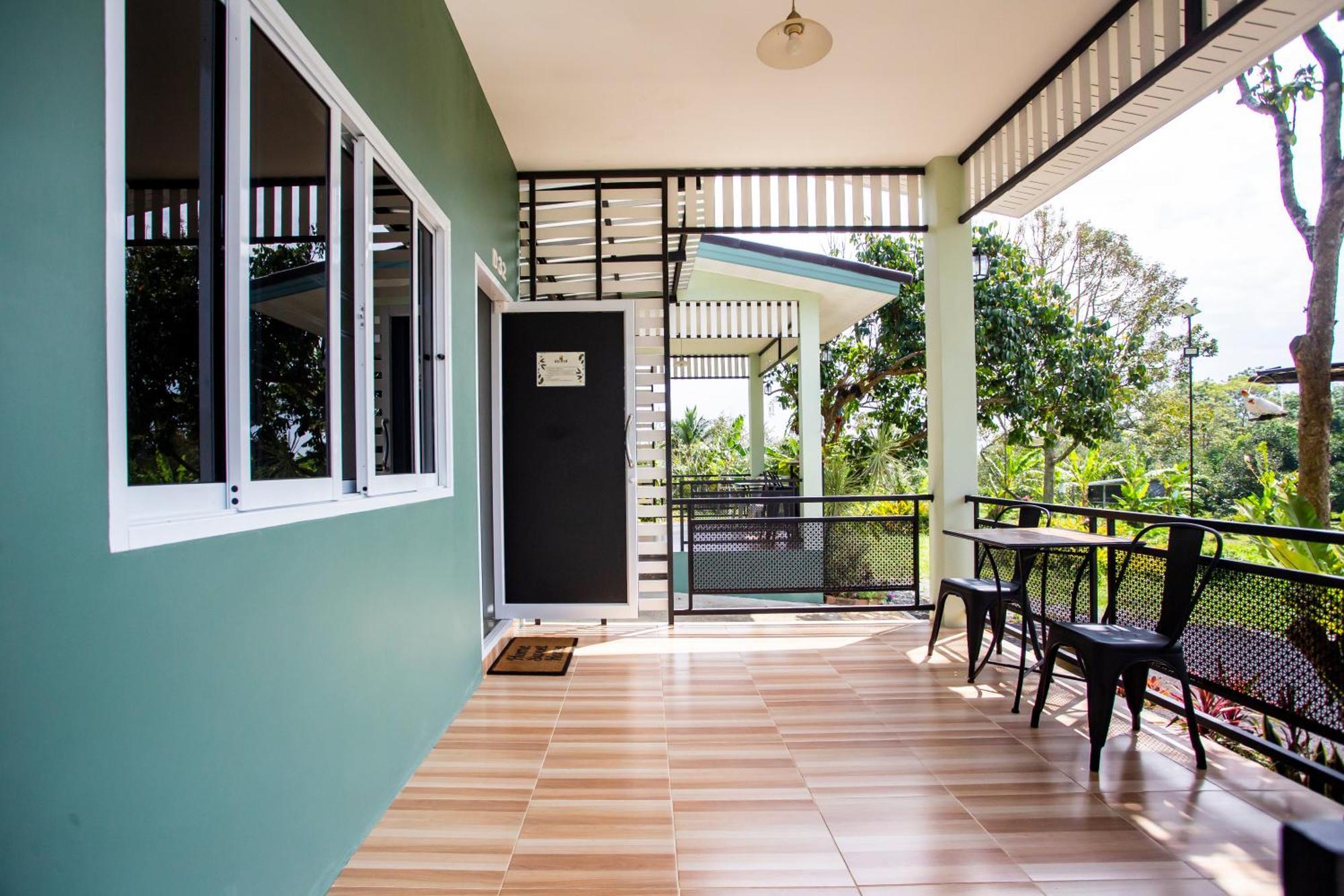 Baan Suan Mee Tang Hotel Чантабури Стая снимка