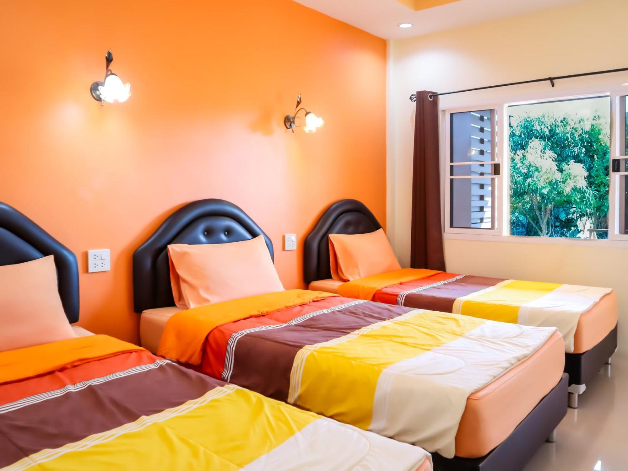 Baan Suan Mee Tang Hotel Чантабури Екстериор снимка
