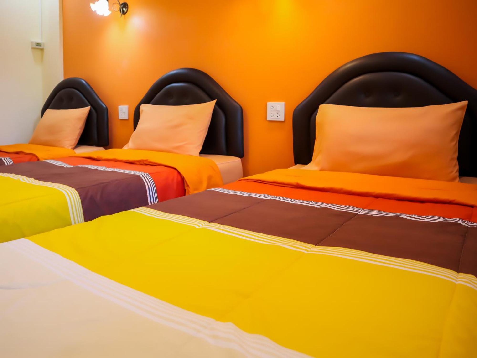 Baan Suan Mee Tang Hotel Чантабури Екстериор снимка