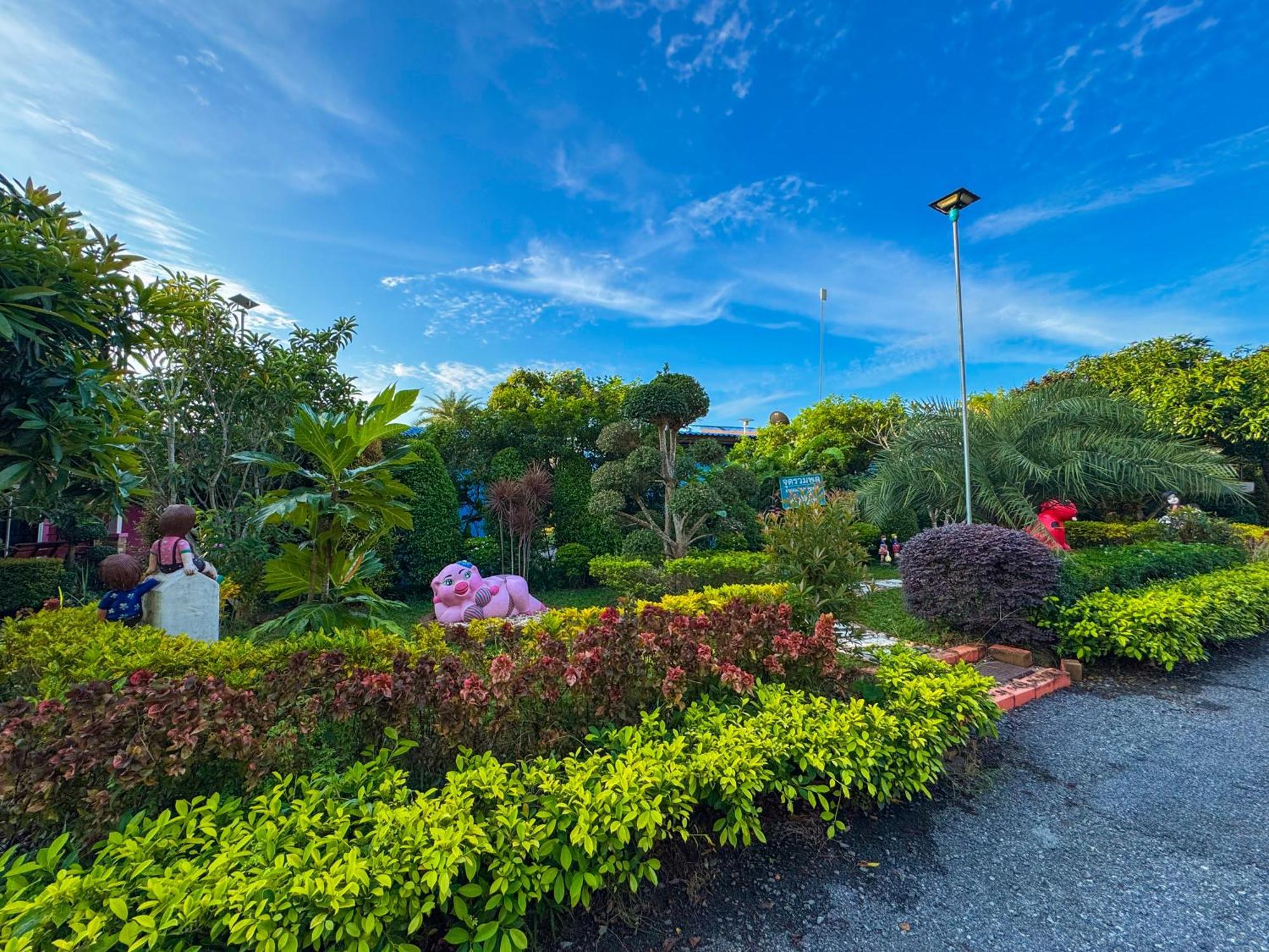 Baan Suan Mee Tang Hotel Чантабури Екстериор снимка